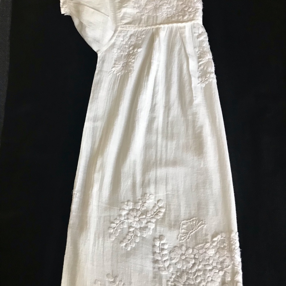 Papillon Blanc White Embroidered Dress